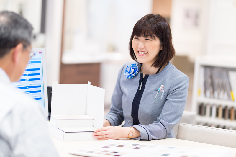 【TOTO秋田】ショールームアドバイザー募集（接客・事務）